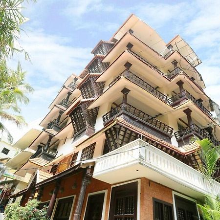 Kovalam Beach Hotel Exterior foto