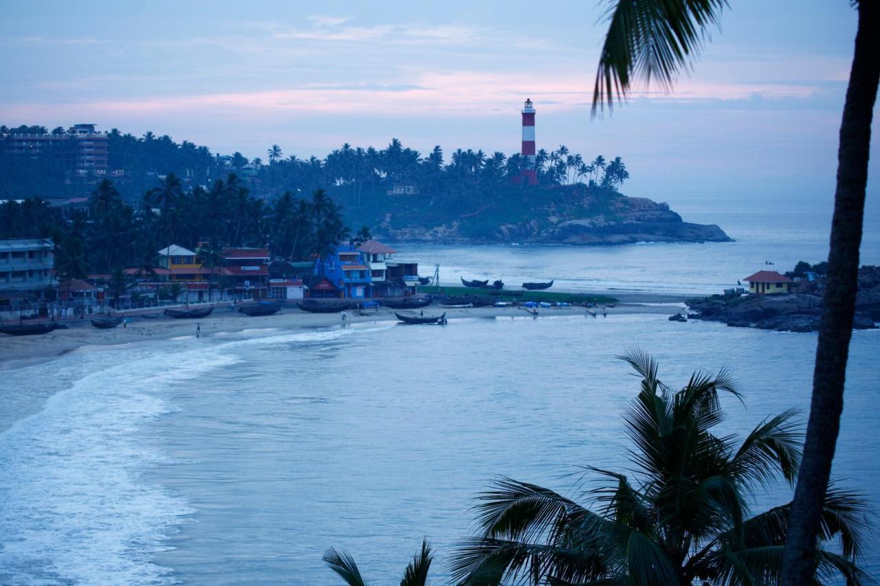 Kovalam Beach Hotel Exterior foto